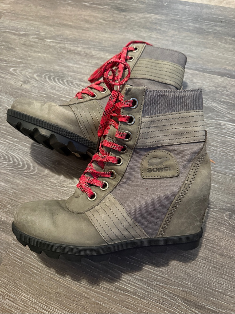 Sorel Gray Wedge Lace-Up Boots with Red Laces